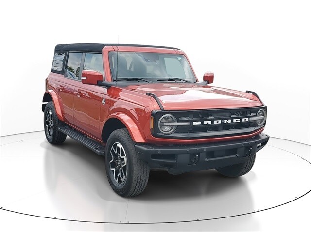 2024 Ford Bronco Outer Banks photo 4