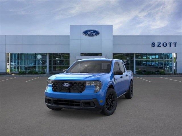 2025 Ford Maverick XLT photo 2