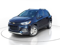 Used 2022 Chevrolet Trax LT SUV for sale in Holly MI