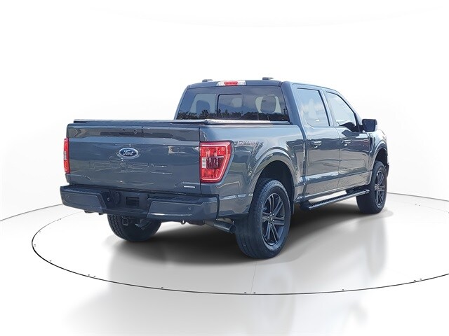 2021 Ford F-150 XLT photo 3