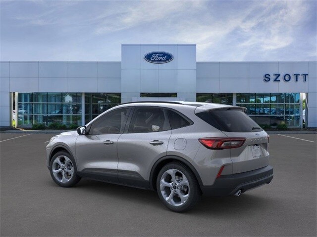 2025 Ford Escape ST-Line photo 4