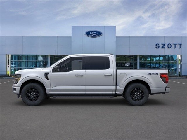 2025 Ford F-150 XLT photo 3