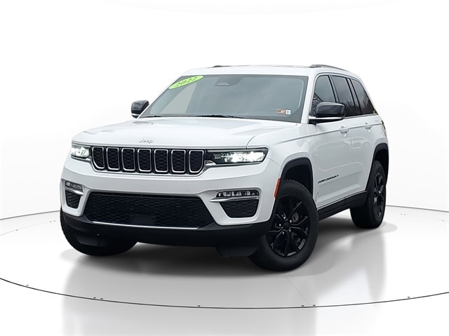 2022 Jeep Grand Cherokee Limited's photo