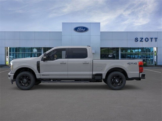 2026 Ford F-250 Lariat photo 3