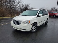 2010 Chrysler Town & Country Touring Plus Minivan/Van
