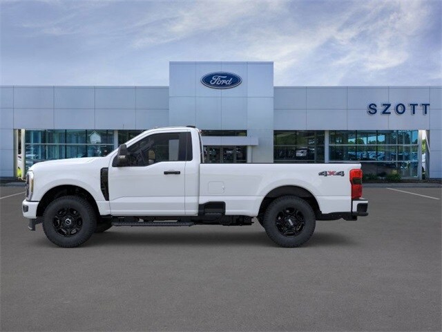 2026 Ford F-350 XL photo 3