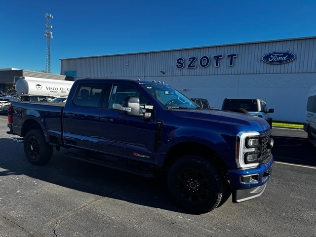 2026 Ford F-350 Super Duty Lariat's photo
