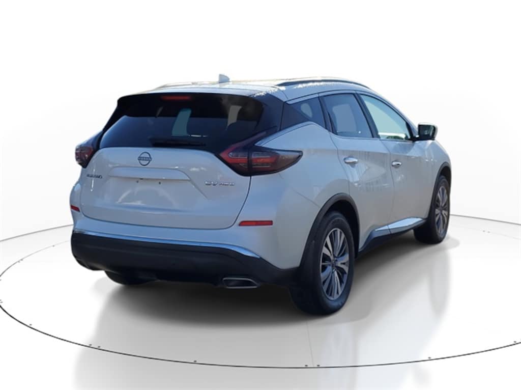 Used 2023 Nissan Murano SV SUV