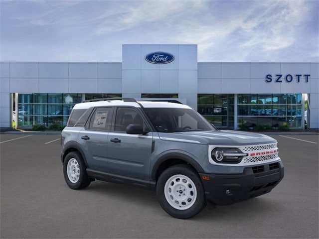 2025 Ford Bronco Sport Heritage photo 2