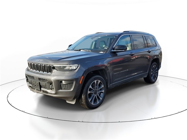 2021 Jeep Grand Cherokee L Overland's photo