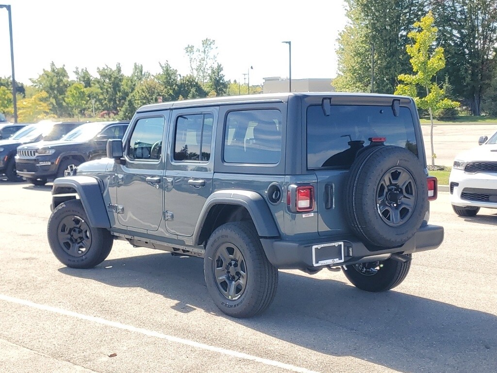 2026 Jeep Wrangler Sport photo 3