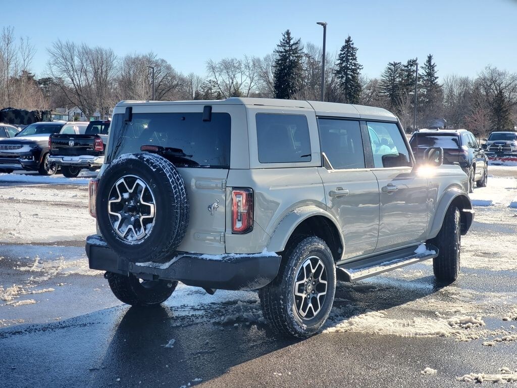 Used 2025 Ford Bronco Outer Banks SUV