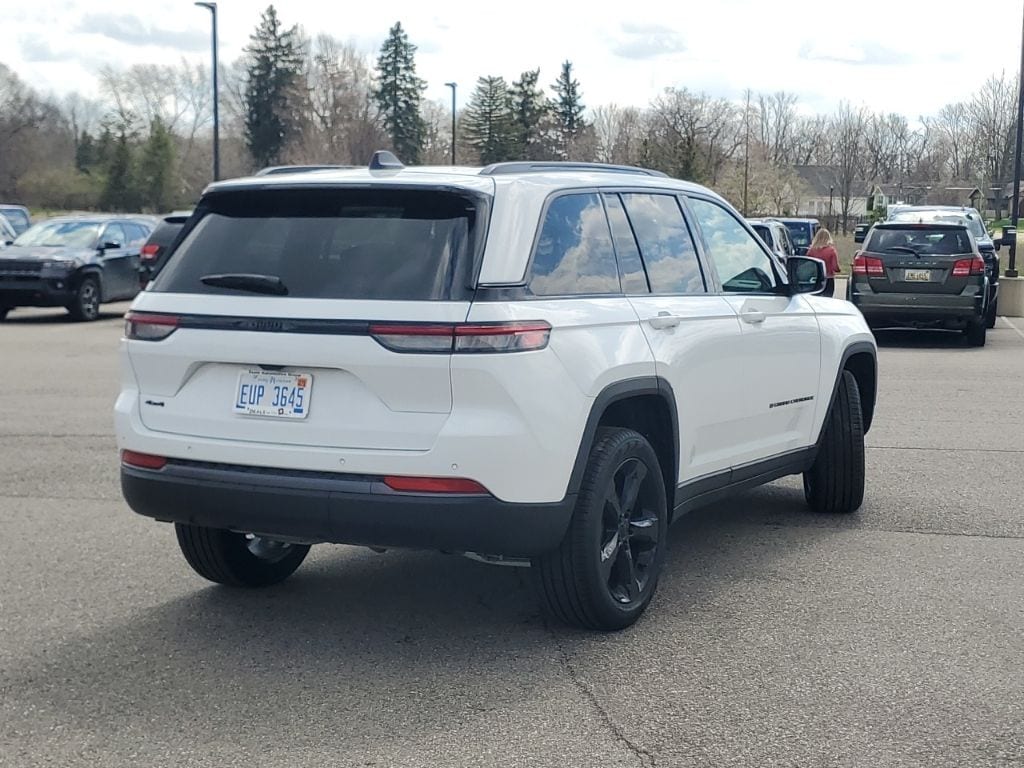 New 2026 Jeep Grand Cherokee Limited Sport Utility