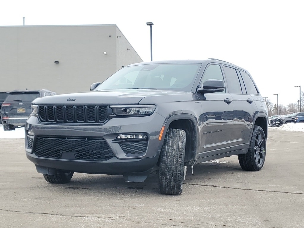 New 2025 Jeep Grand Cherokee Limited Sport Utility