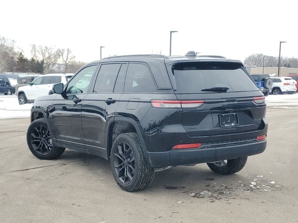 New 2025 Jeep Grand Cherokee Limited Sport Utility