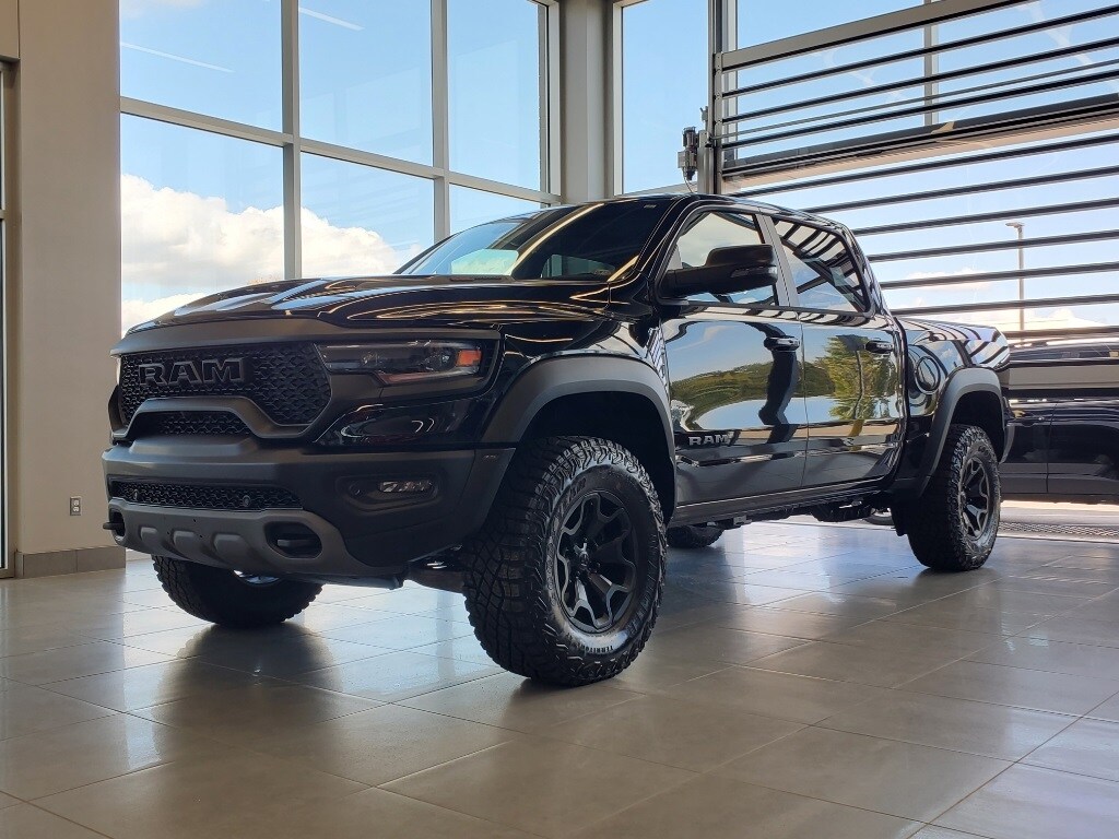 New Chrysler, Dodge, and Ram vehicles Szott M59 Chrysler Dodge Ram Highland, MI