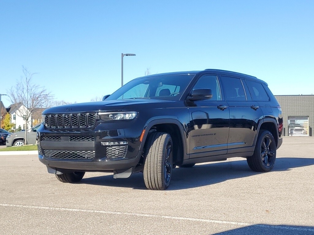 Used 2024 Jeep Grand Cherokee L Limited For Sale Highland MI R8610708