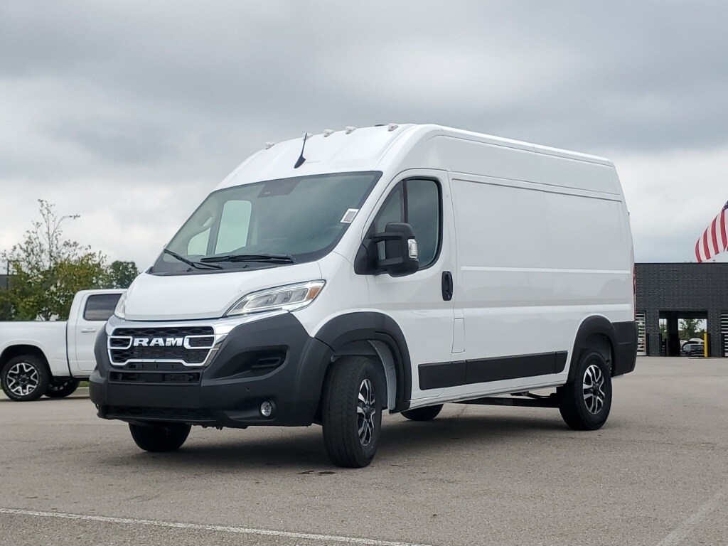 2024 Ram ProMaster 2500 photo 3