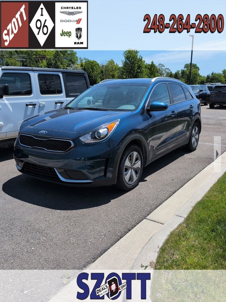 2019 Kia Niro LX's photo