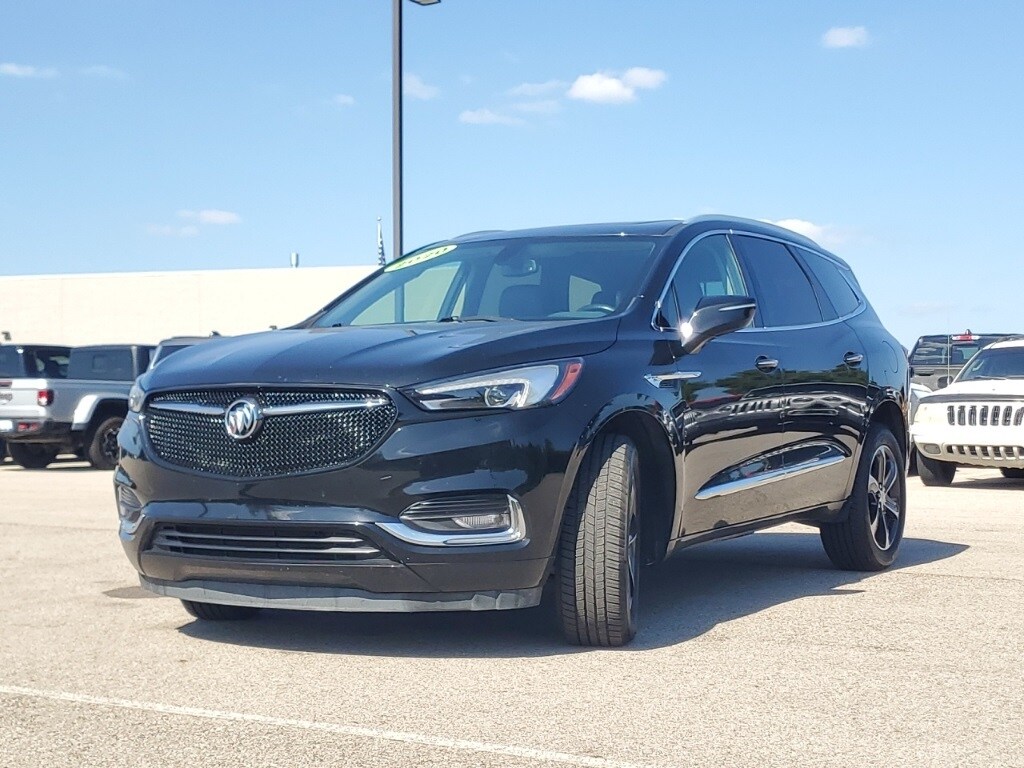2020 Buick Enclave Essence photo 3