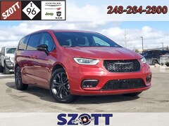 New 2026 Chrysler Pacifica Select Passenger Van For Sale Near West Bloomfield, MI