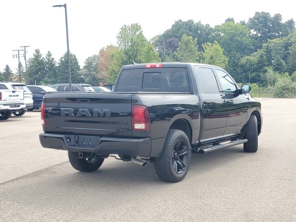 2017 Ram 1500 Sport photo 2