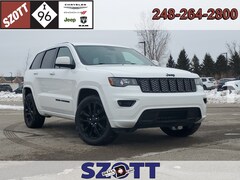 Used 2018 Jeep Grand Cherokee Altitude SUV for sale in Highland MI