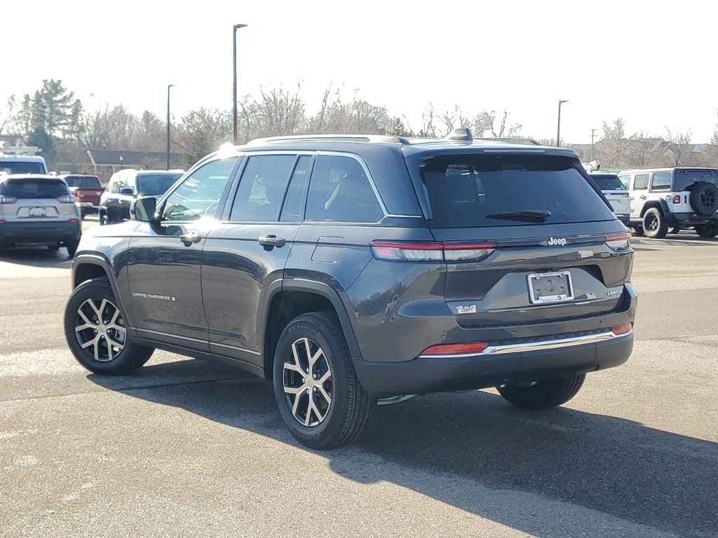 Used 2024 Jeep Grand Cherokee Limited SUV