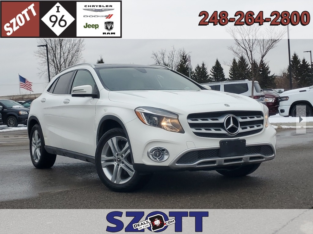2018 Mercedes-Benz GLA-Class GLA250's photo