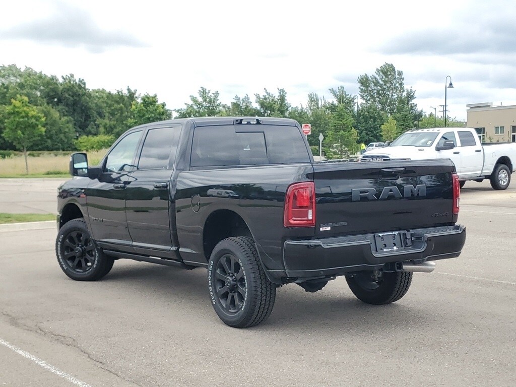 2025 Ram 2500 Laramie photo 3