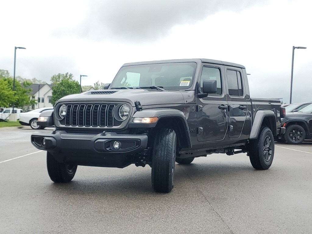 2025 Jeep Gladiator Sport photo 4