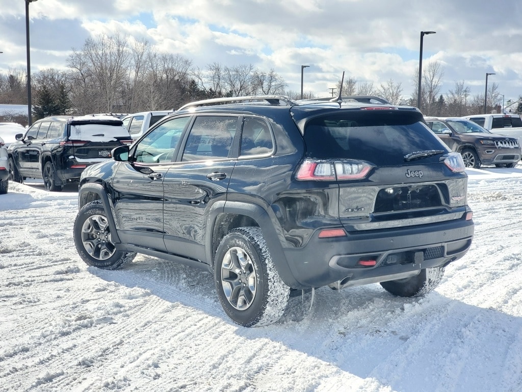 Used 2019 Jeep Cherokee Trailhawk SUV