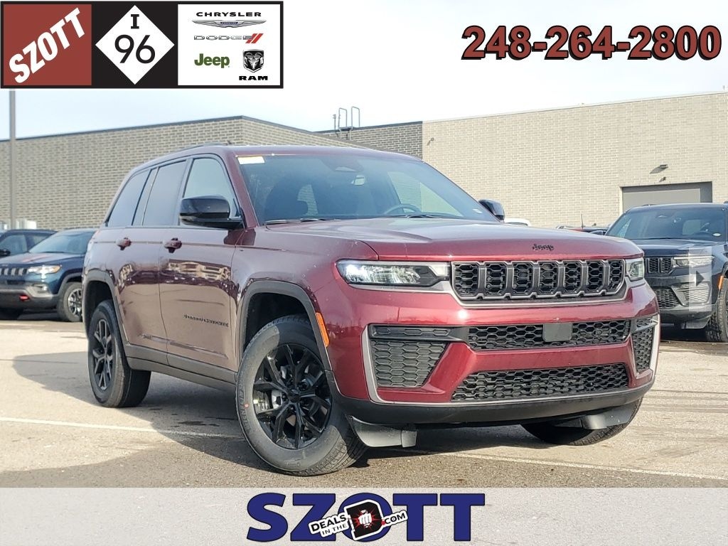 New 2026 Jeep Grand Cherokee Laredo Sport Utility