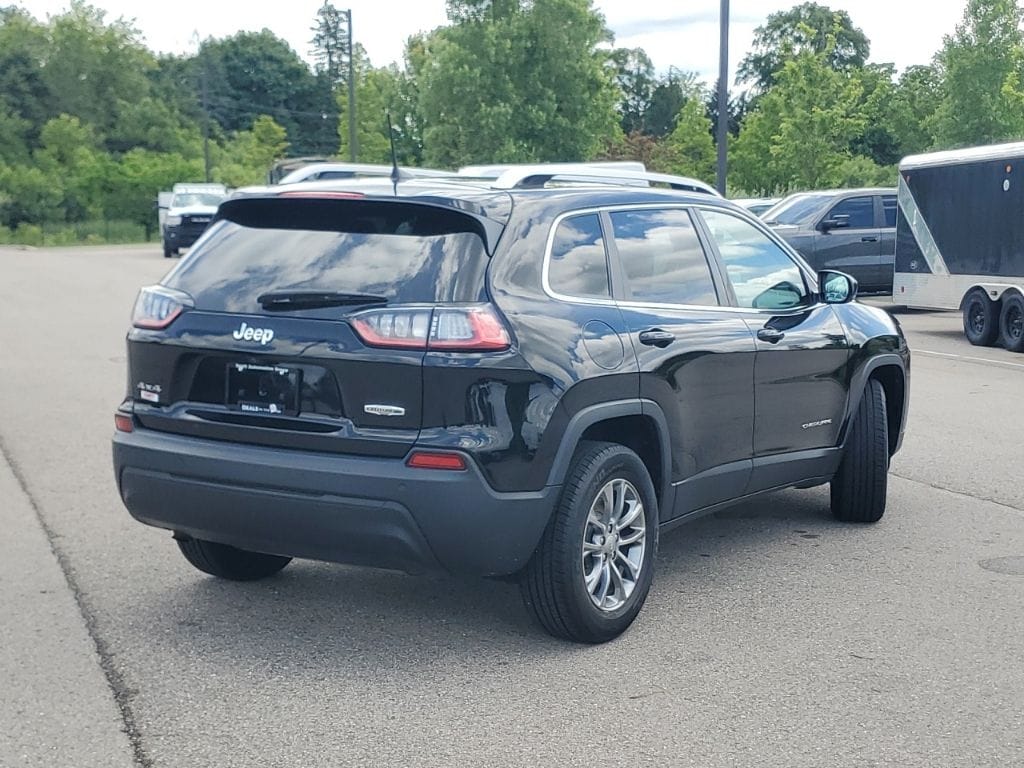 Used 2019 Jeep Cherokee Latitude Plus with VIN 1C4PJMLB0KD424337 for sale in New Hudson, MI