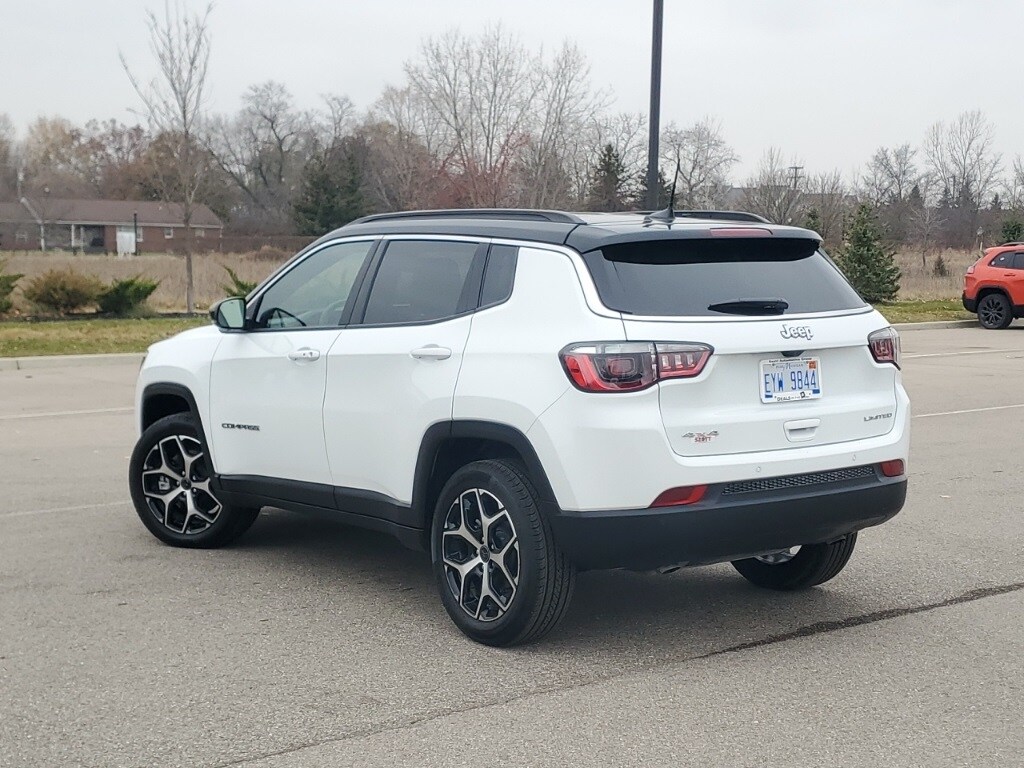 2026 Jeep Compass Limited photo 3