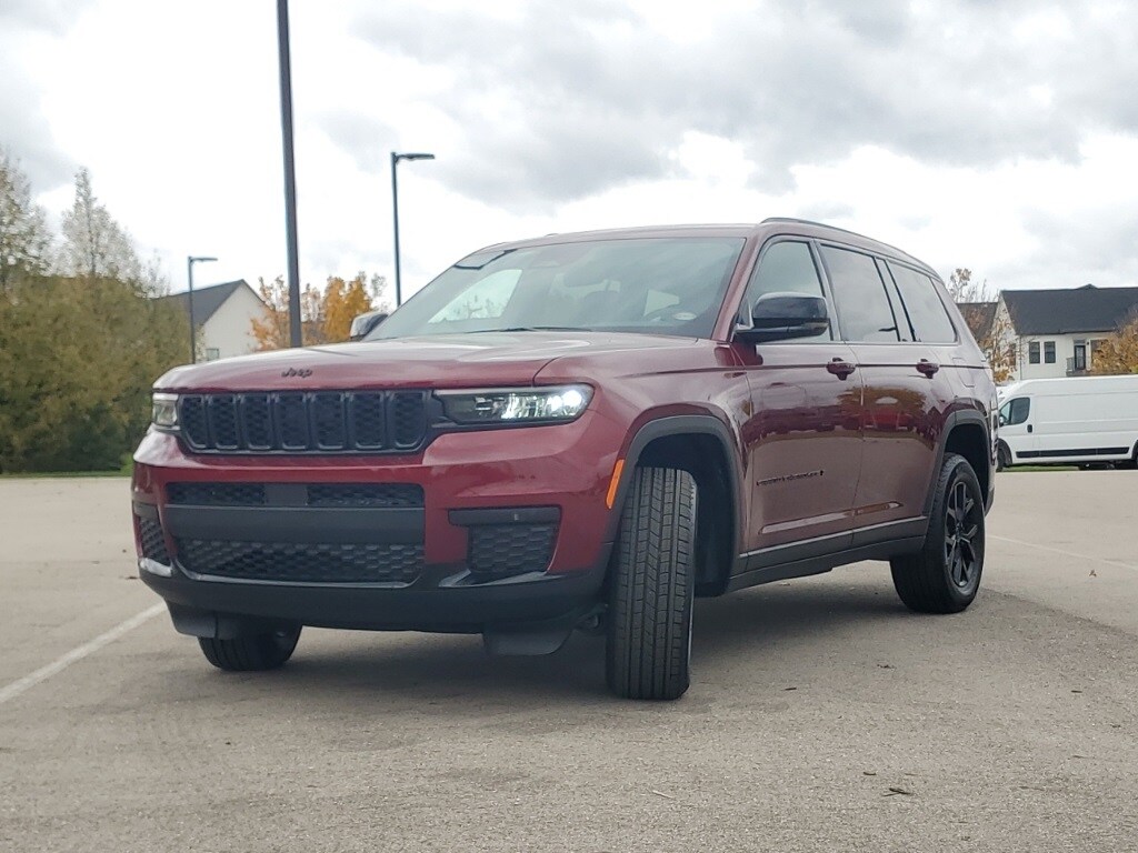 New 2025 Jeep Grand Cherokee L Altitude X Sport Utility