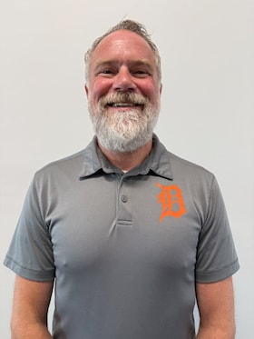 Staff member Tom Keech from ID_1426f7bf19f1