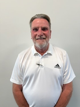 Staff member Ken Moore from ID_96bfcab5d187