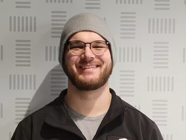 Staff member Kyle Decamp from ID_08efdf8ef053