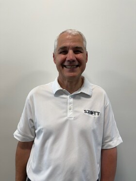 Staff member Scott Peters from ID_1426f7bf19f1