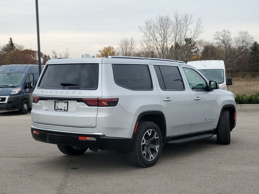 2023 Jeep Wagoneer Series III photo 2