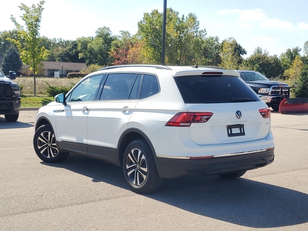 2022 Volkswagen Tiguan S photo 3