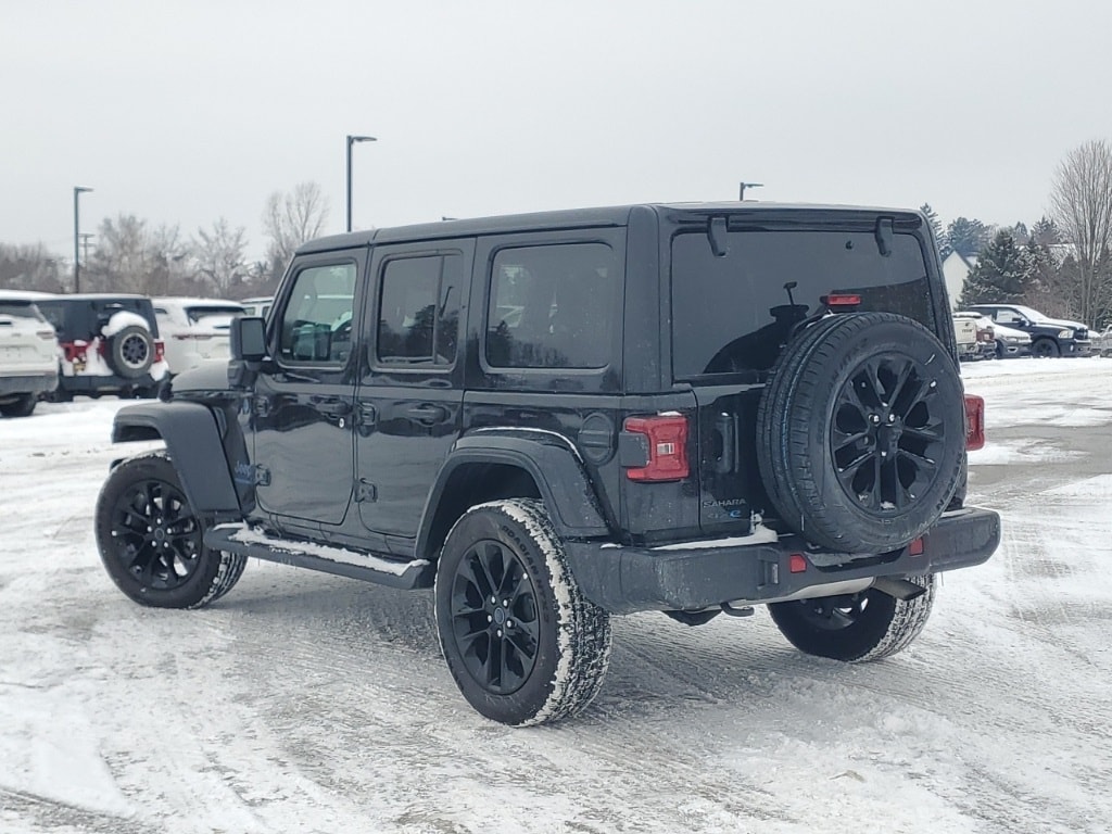 Used 2025 Jeep Wrangler Sahara 4xe SUV