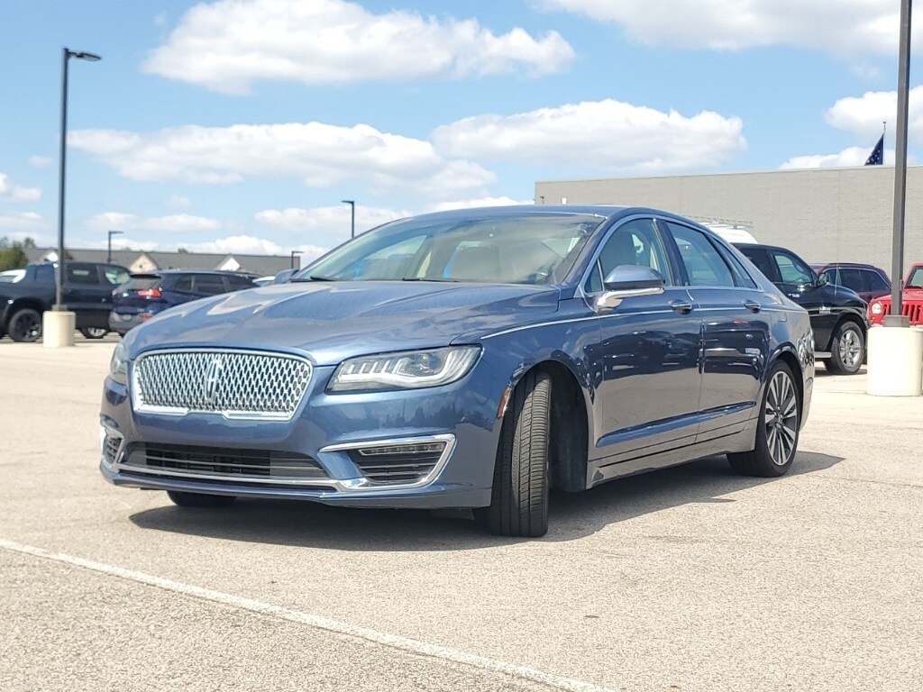 2018 Lincoln MKZ Reserve photo 3