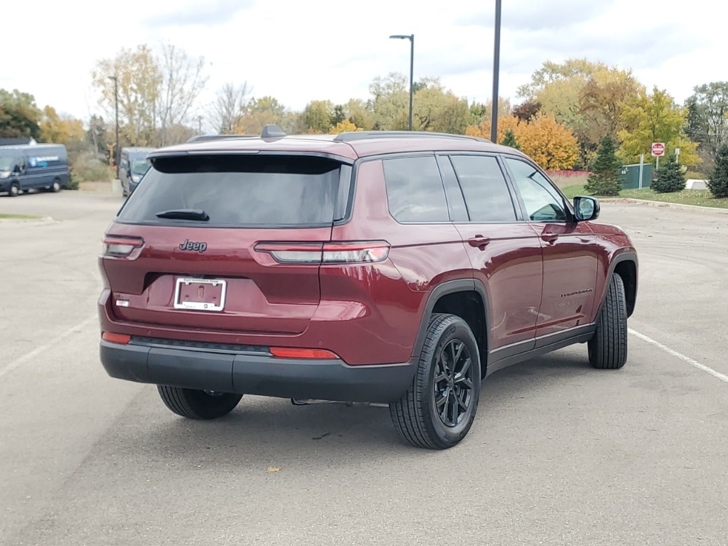 New 2025 Jeep Grand Cherokee L Altitude X Sport Utility
