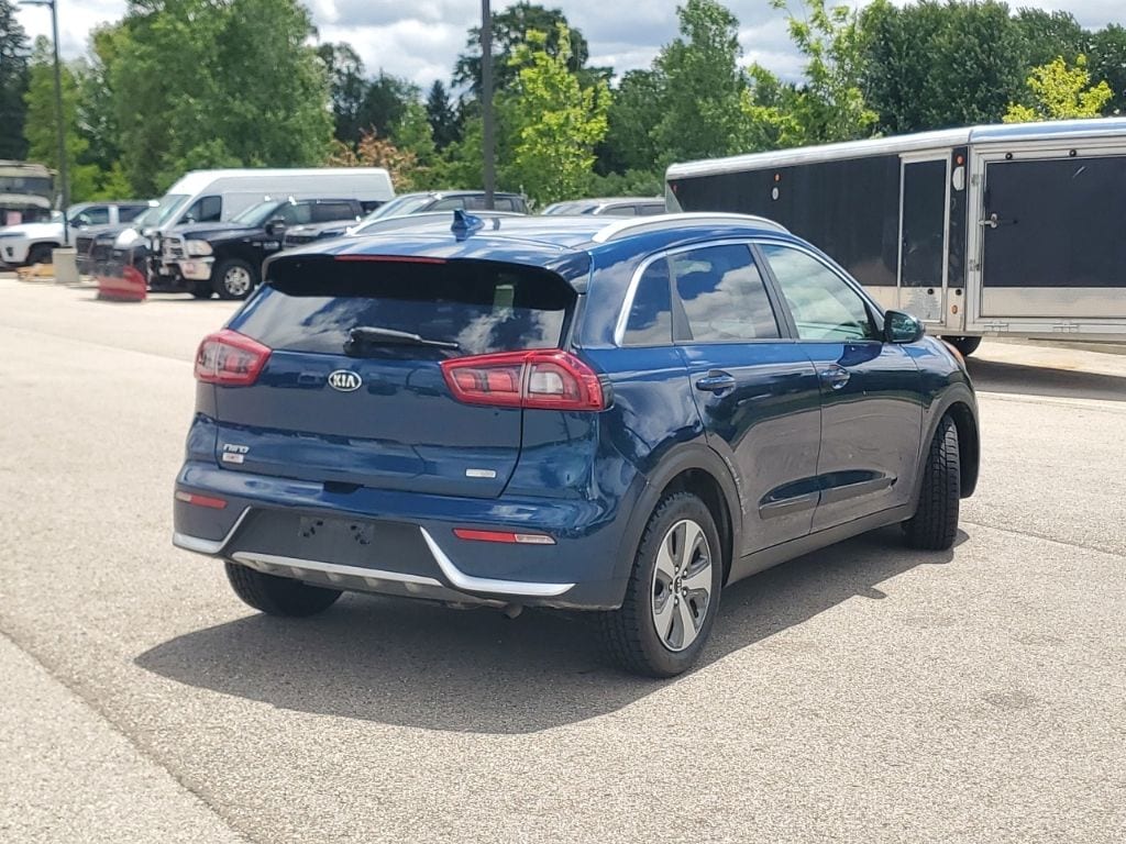 Used 2019 Kia Niro LX with VIN KNDCB3LC9K5339358 for sale in New Hudson, MI