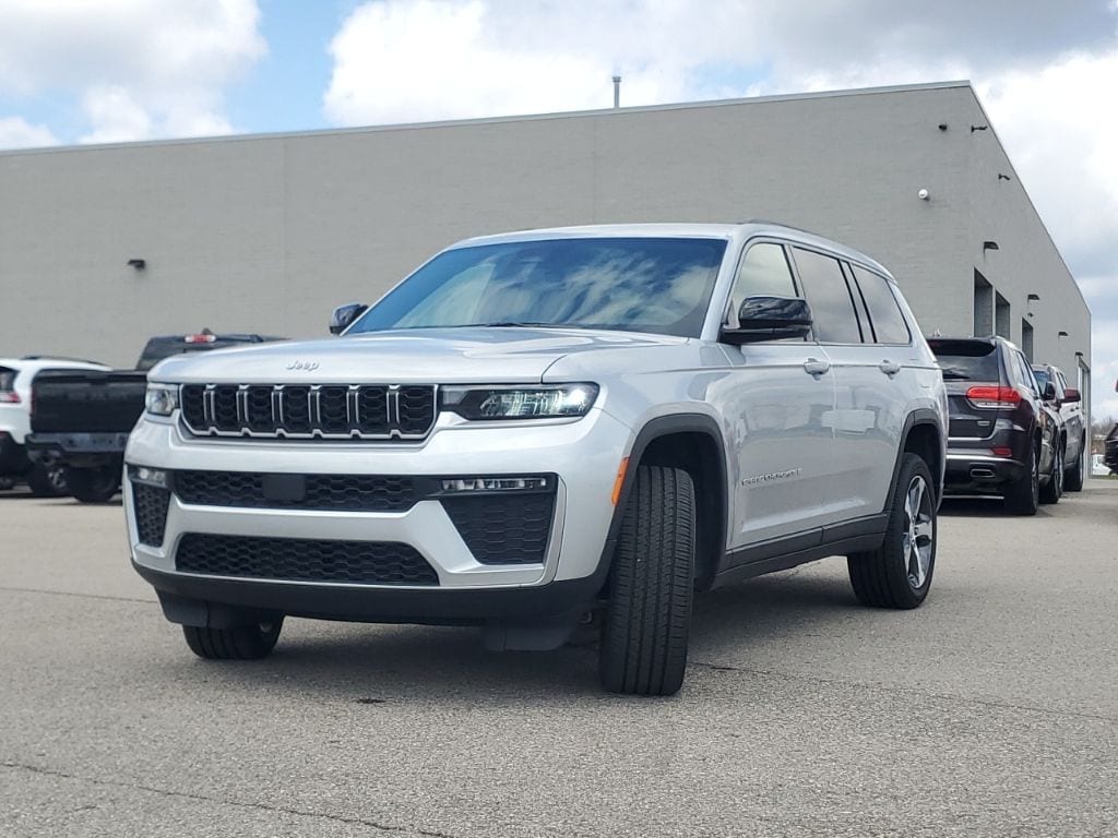 New 2026 Jeep Grand Cherokee L Limited Sport Utility