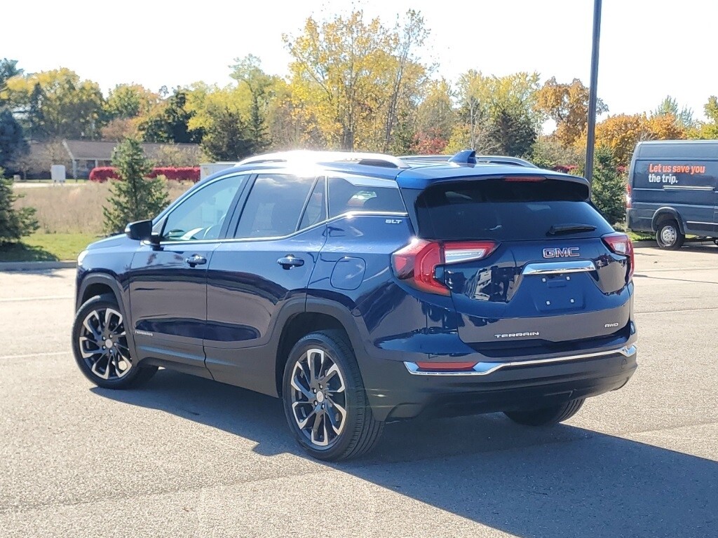2022 Gmc Terrain SLT photo 3