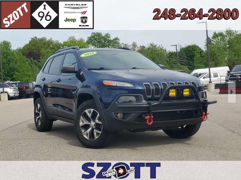 Used 2018 Jeep Cherokee Trailhawk SUV