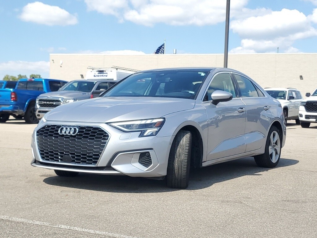 2024 Audi A3 40 Premium photo 3